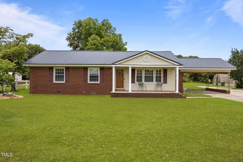 303 E Railroad St, La Grange, NC, 28551-1844 | Card Image