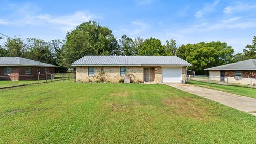 205 Hall St, Omaha, TX, 75571-2251 | Card Image