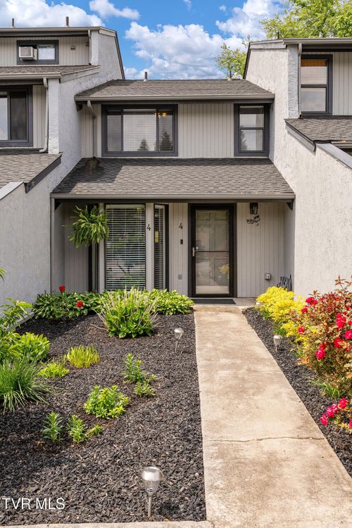 4-2420 Volunteer Parkway, Bristol, TN, 37620 | Card Image