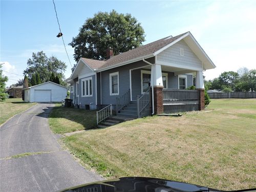 7 Newell Ave, Danville, IL, 61832-1403 | Card Image