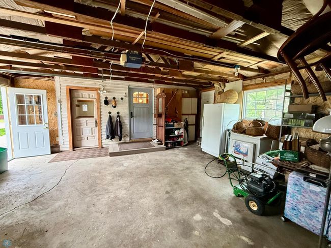 Garage | Image 55