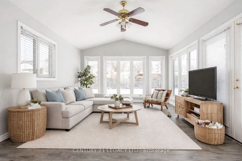 62 Woodelm Dr, Saint Catharines, ON, L2M4N3 | Card Image