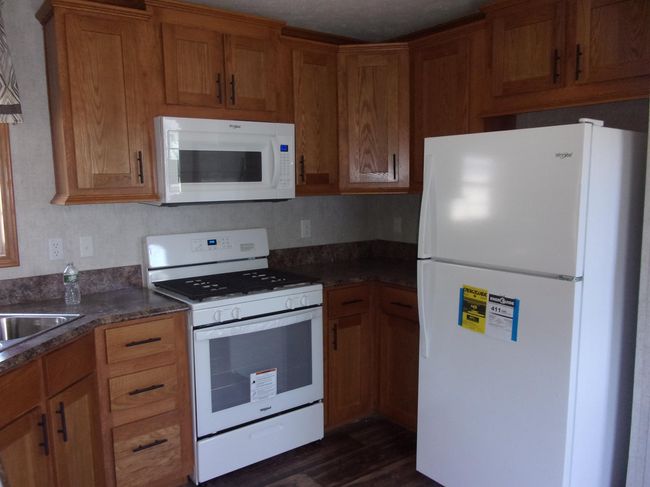 LOT-16 - 59 Shadow Lake Rd, House other with 2 bedrooms, 2 bathrooms and null parking in Salem NH | Image 8