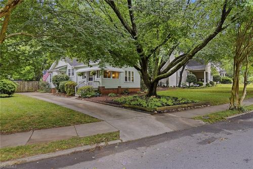 705 Melrose St, Winston-Salem, NC, 27103-3628 | Card Image