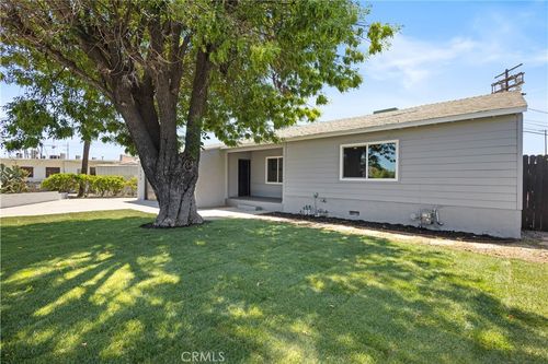 7629 Arcola Ave, Sun Valley, CA, 91352-4302 | Card Image