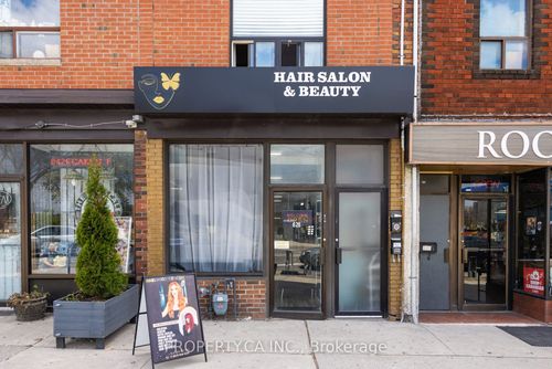 628 Vaughan Rd, York, ON, M6E2Y3 | Card Image