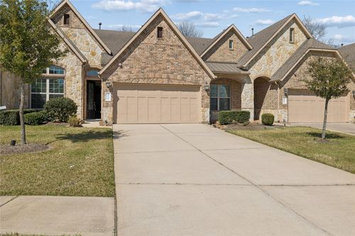 9018 Meacom Dr, Conroe, TX, 77384-3632 | Card Image
