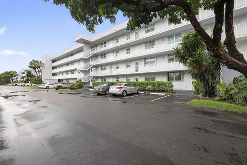 apt-4a-111 Royal Park Dr, Oakland Park, FL, 33309-5875 | Card Image