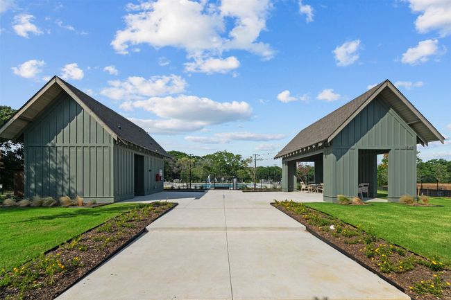 13060 Limestone St, House other with 4 bedrooms, 3 bathrooms and null parking in Providence Village TX | Image 4