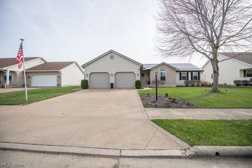 316 Creekside Rd Se, New Philadelphia, OH, 44663-7206 | Card Image