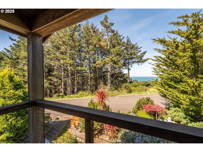 Balcony-Covered | Image 26