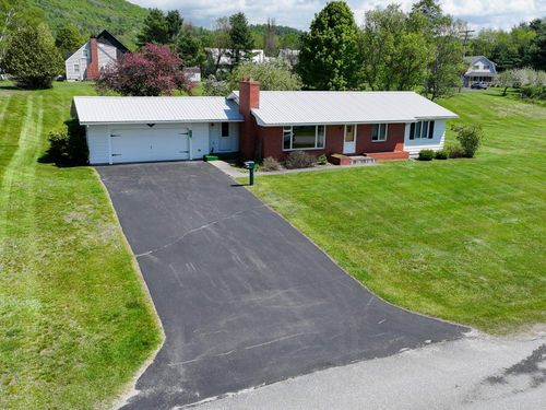 19 Smiths Rd, Lyndonville, VT, 05851-8750 | Card Image