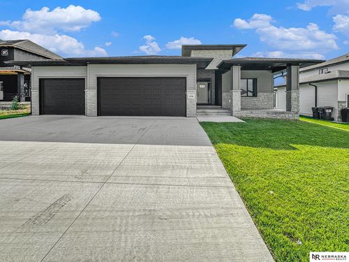 1036 Kantor Ln, Hickman, NE, 68372-2102 | Card Image