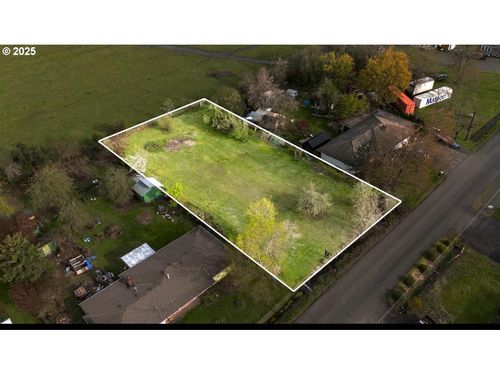 500 E View Ln, Lebanon, OR, 97355 | Card Image