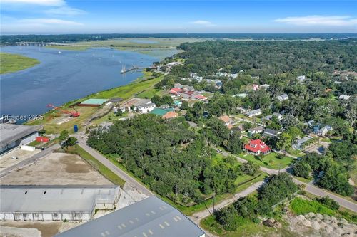 901 7th St, Port Royal, SC, 29935-2419 | Card Image