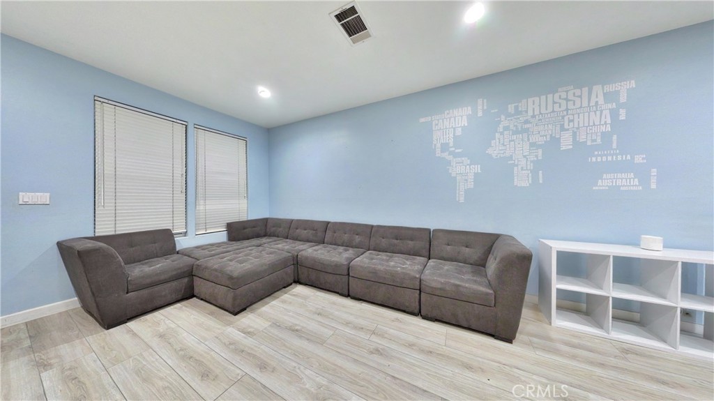 Residential Lease in Anaheim 3