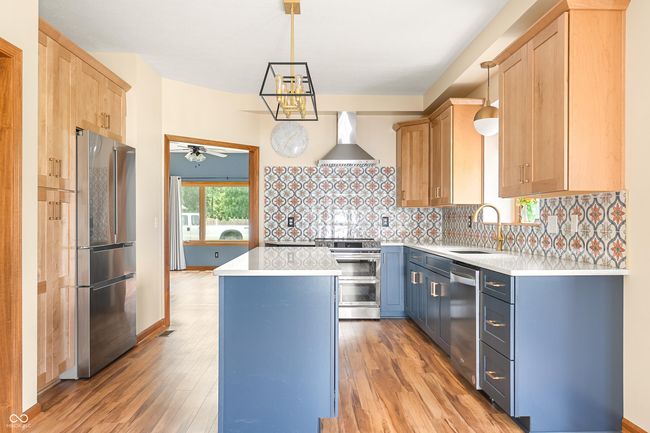 Beautifully Updated Kitchen | Image 12
