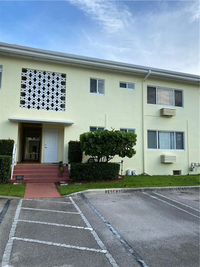 APT-10 - 9281 W Bay Harbor Dr, Condo with 1 bedrooms, 1 bathrooms and null parking in Bay Harbor Islands FL | Image 19