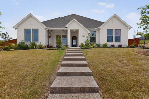 10813 Alta Sierra Dr, Benbrook, TX, 76126-4728 | Card Image