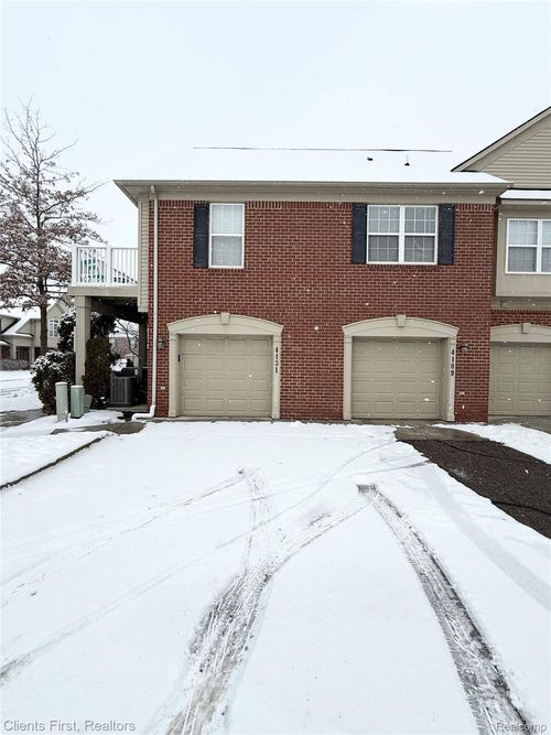 4131 Elizabeth Ave, Canton, MI, 48188-7224 | Card Image