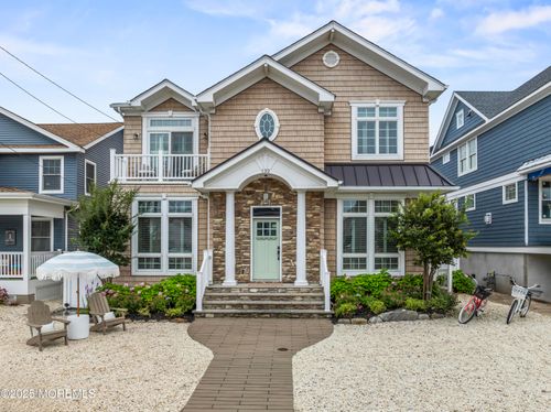 132 Newark Ave, Lavallette, NJ, 08735-2711 | Card Image