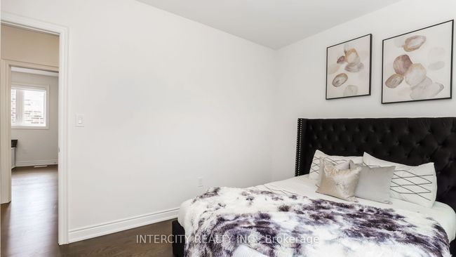 111 Walker Rd W, House other with 5 bedrooms, 4 bathrooms and 4 parking in Caledon ON | Image 35