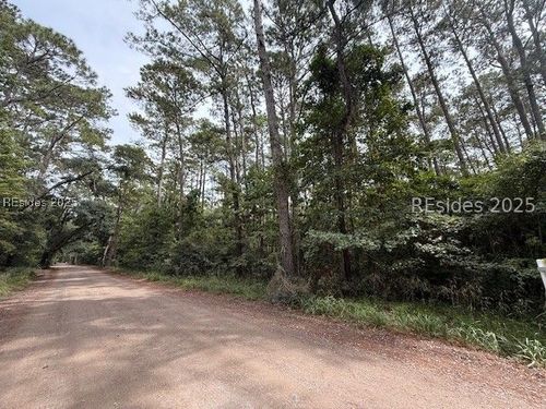 284 School Rd, Daufuskie Island, SC, 29915-9256 | Card Image