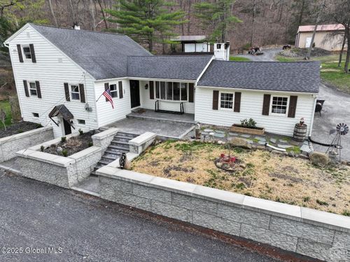 53 Nodine Mountain Rd, West Coxsackie, NY, 12192-3507 | Card Image