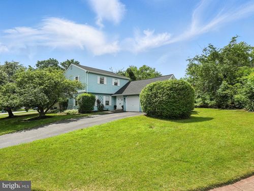111 Elm Tree Ln, STERLING, VA, 20164-2408 | Card Image