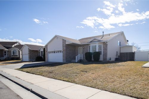 1173 W Wimbledon Ridge Ln, West Jordan, UT, 84084-3501 | Card Image