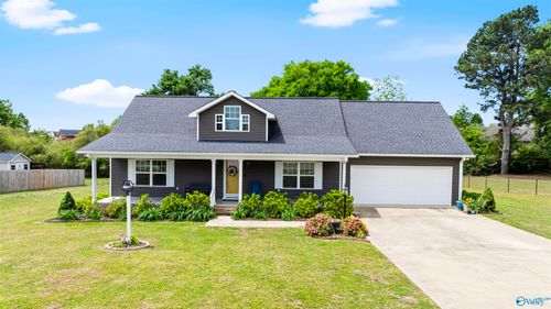 134 Keef Ave, Rainsville, AL, 35986-4784 | Card Image