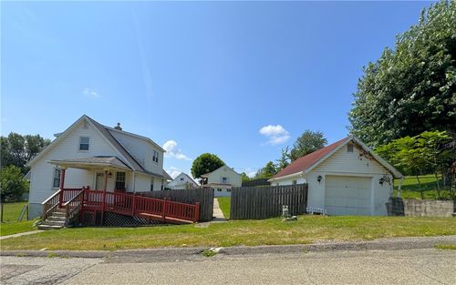1076 Addison St, Canton Twp, PA, 15301 | Card Image