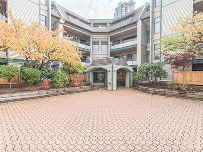 208 - 2925 Glen Dr, Condo with 2 bedrooms, 2 bathrooms and 1 parking in Coquitlam BC | Image 1