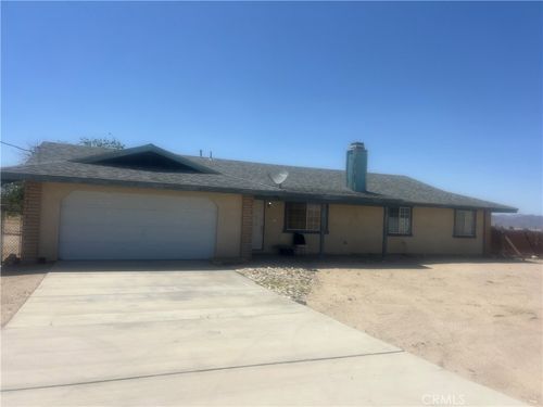 9330 Cherokee Trl, Lucerne Valley, CA, 92356 | Card Image