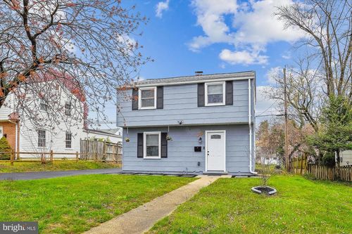 1230 7 Oaks Rd, Arbutus, MD, 21227-2311 | Card Image