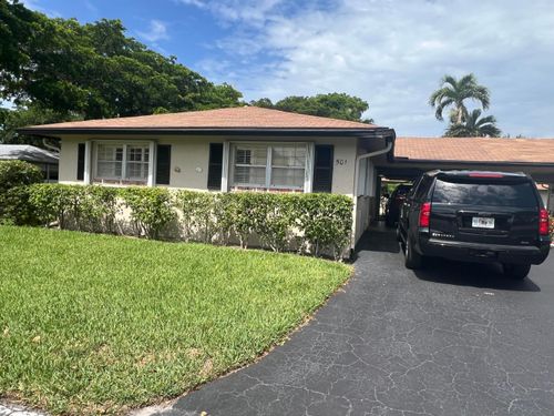 501-501 Sandpiper Cir, Delray Beach, FL, 33445-1822 | Card Image