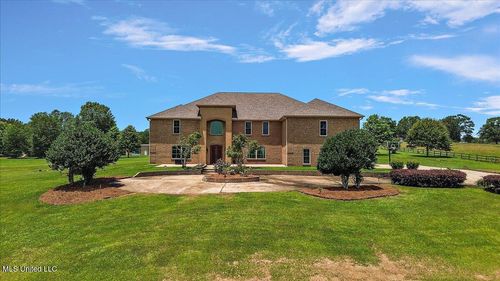 12025 Springridge Rd, Terry, MS, 39170-8105 | Card Image