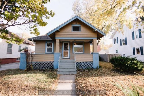 217 W 12th St, Grand Island, NE, 68801-3831 | Card Image