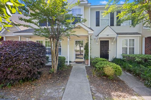 403 Tree Branch Cir, Summerville, SC, 29483-1627 | Card Image