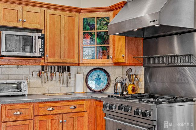 356 Front St, House other with 3 bedrooms, 2 bathrooms and null parking in Dunellen NJ | Image 22