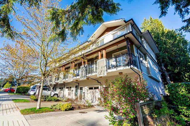 5 - 1450 Vidal Street, Townhouse with 3 bedrooms, 2 bathrooms and 3 parking in White Rock BC | Image 3