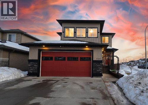 8601 Willow Drive, Grande Prairie, AB, T8X0G5 | Card Image