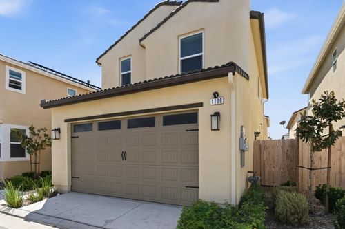 1108 Royalty Way W, Madera, CA, 93636-9020 | Card Image