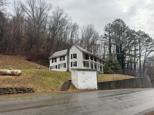 6725 Miller Creek Rd, Swords Creek, VA, 24649 | Card Image