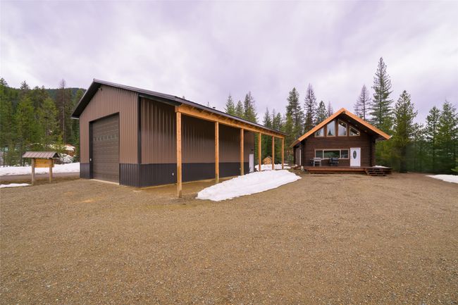driveway extra parking and full RV hook up | Image 41