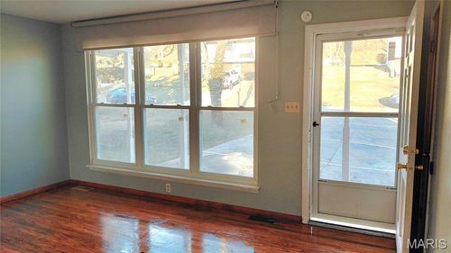 40 Frontier Trl, Fenton, MO, 63026-4574 | Card Image