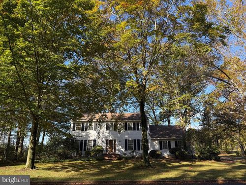 3 Beechtree Ln, Plainsboro, NJ, 08536-3701 | Card Image