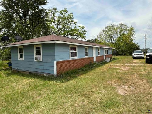 3166 Peach Pkwy, Fort Valley, GA, 31030-8122 | Card Image