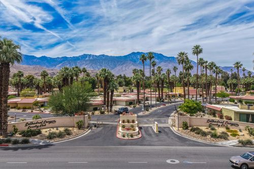 68725 Calle Tolosa, Cathedral City, CA, 92234-7118 | Card Image