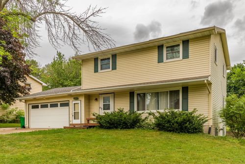 1402 Southview Ln, Albert Lea, MN, 56007-1856 | Card Image